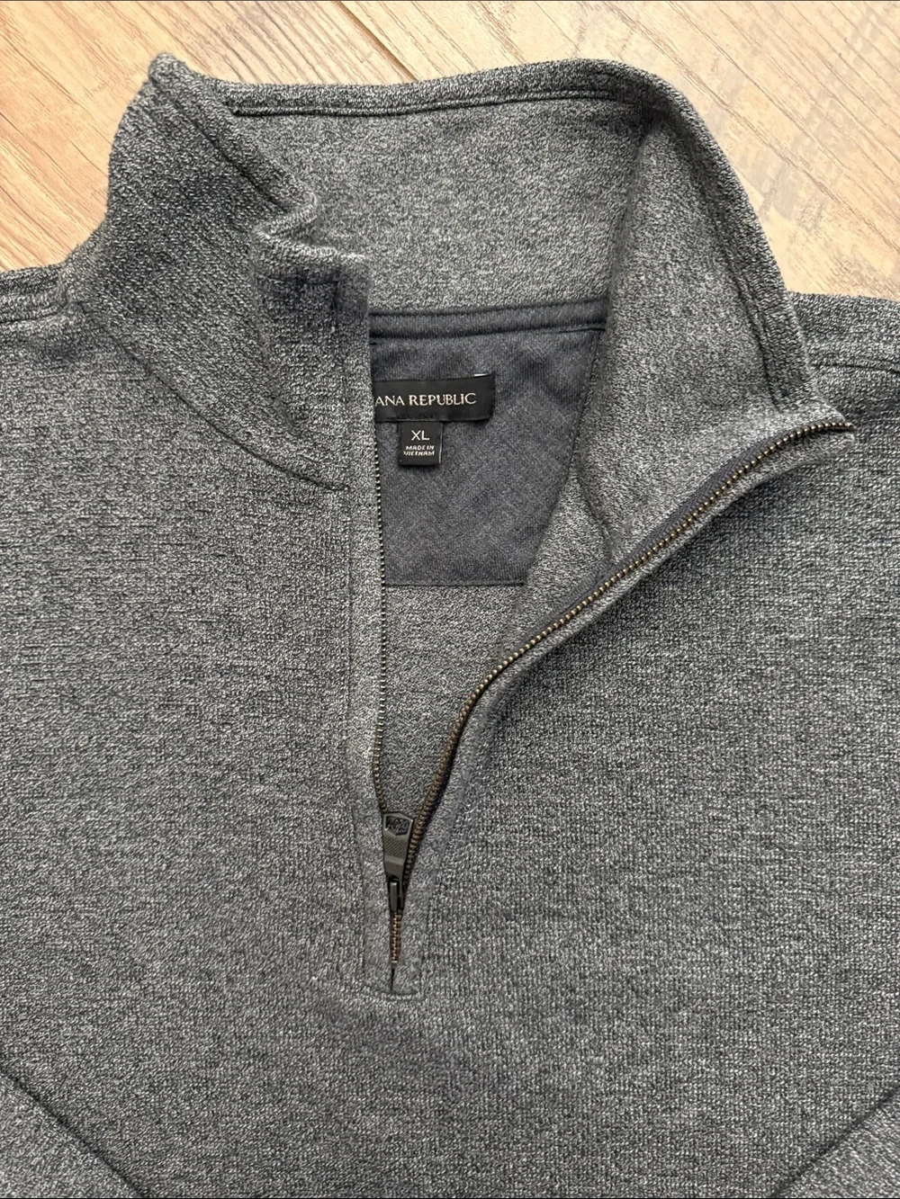 Banana Republic Men's Charcoal Gray quarter Zip Sweater